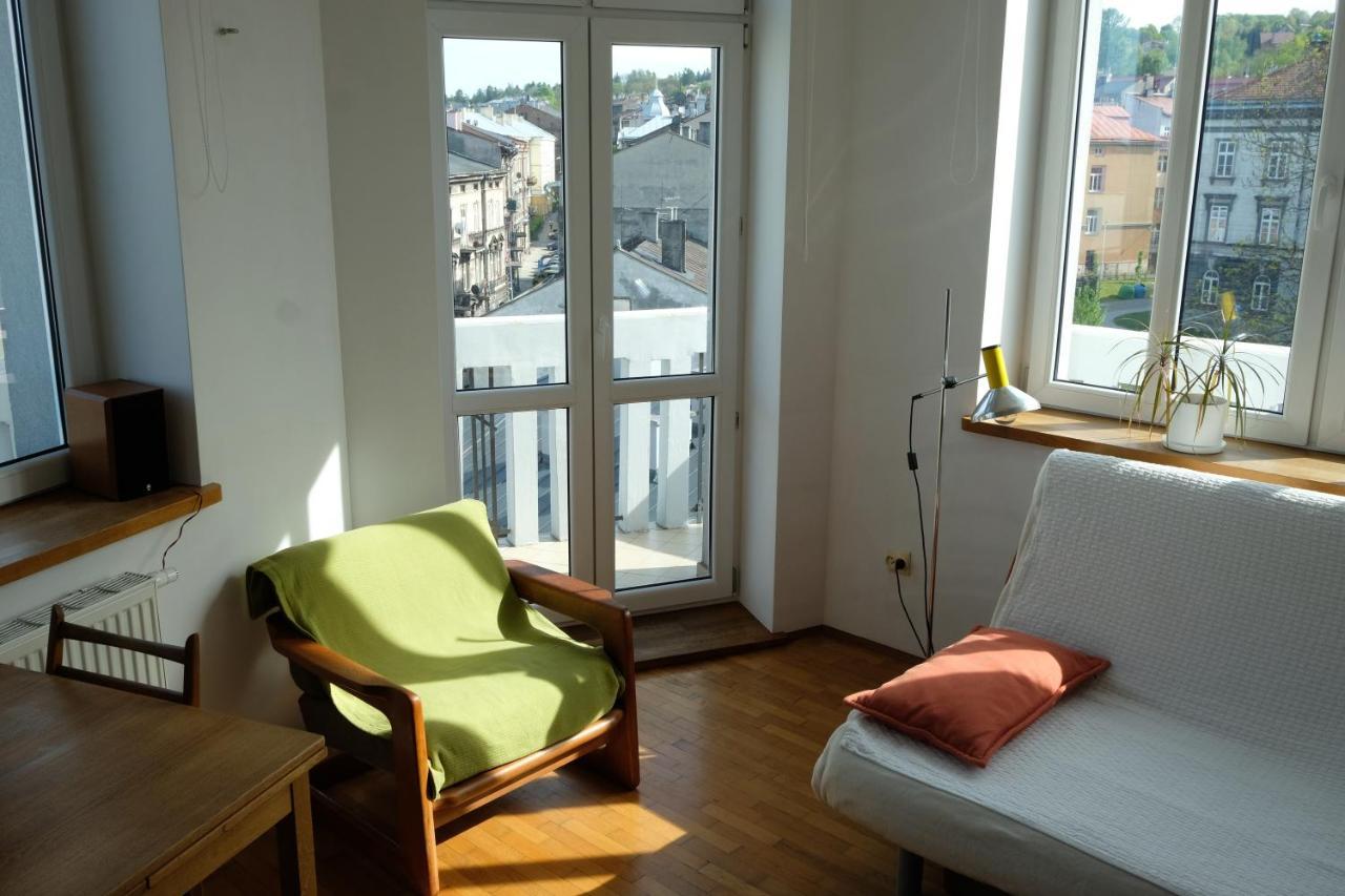 Sunny Apartment Přemyšl Exteriér fotografie
